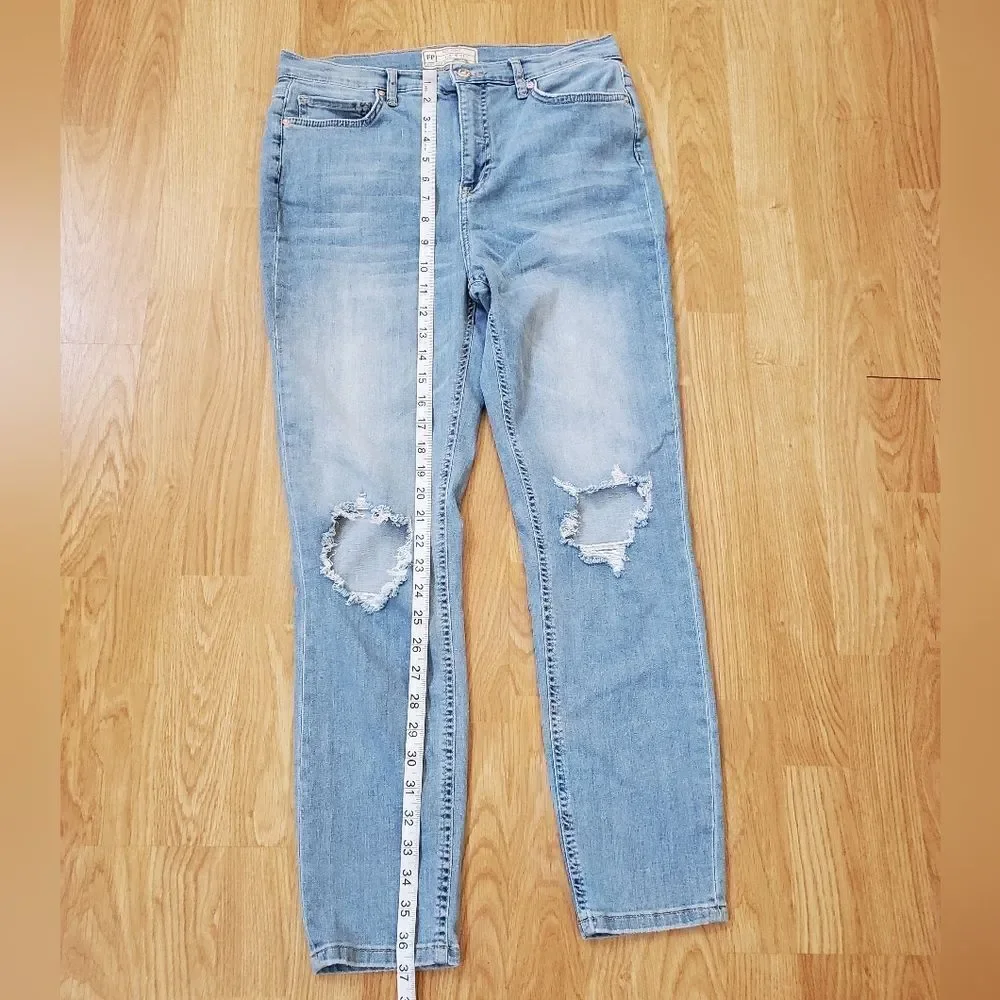 Free People High Rise Busted Knee Skinny Jeans - size 31